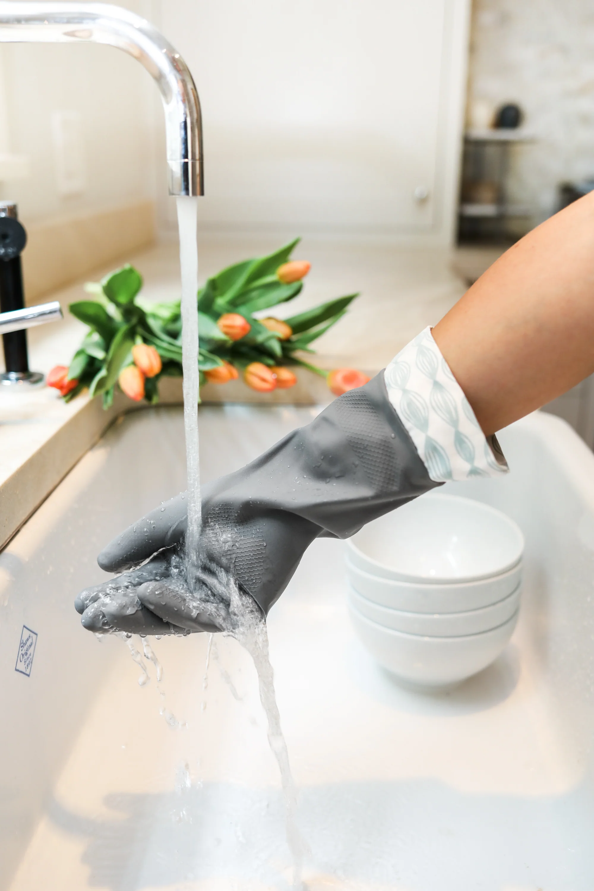 Cleaning Gloves - Small/Medium - Image 5