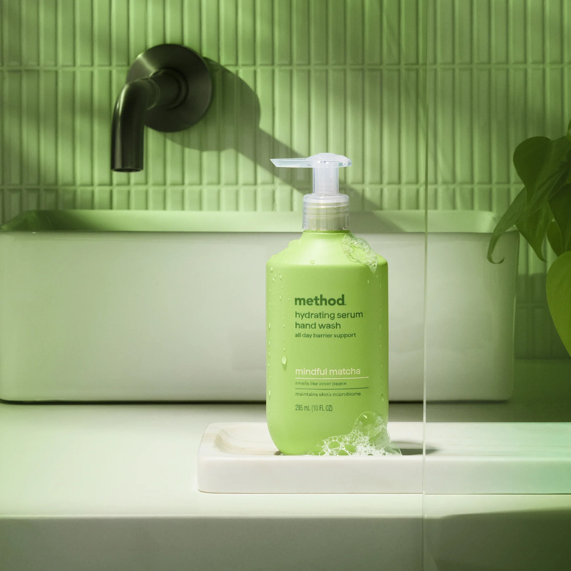 Hydrating Serum Hand Wash - Image 3
