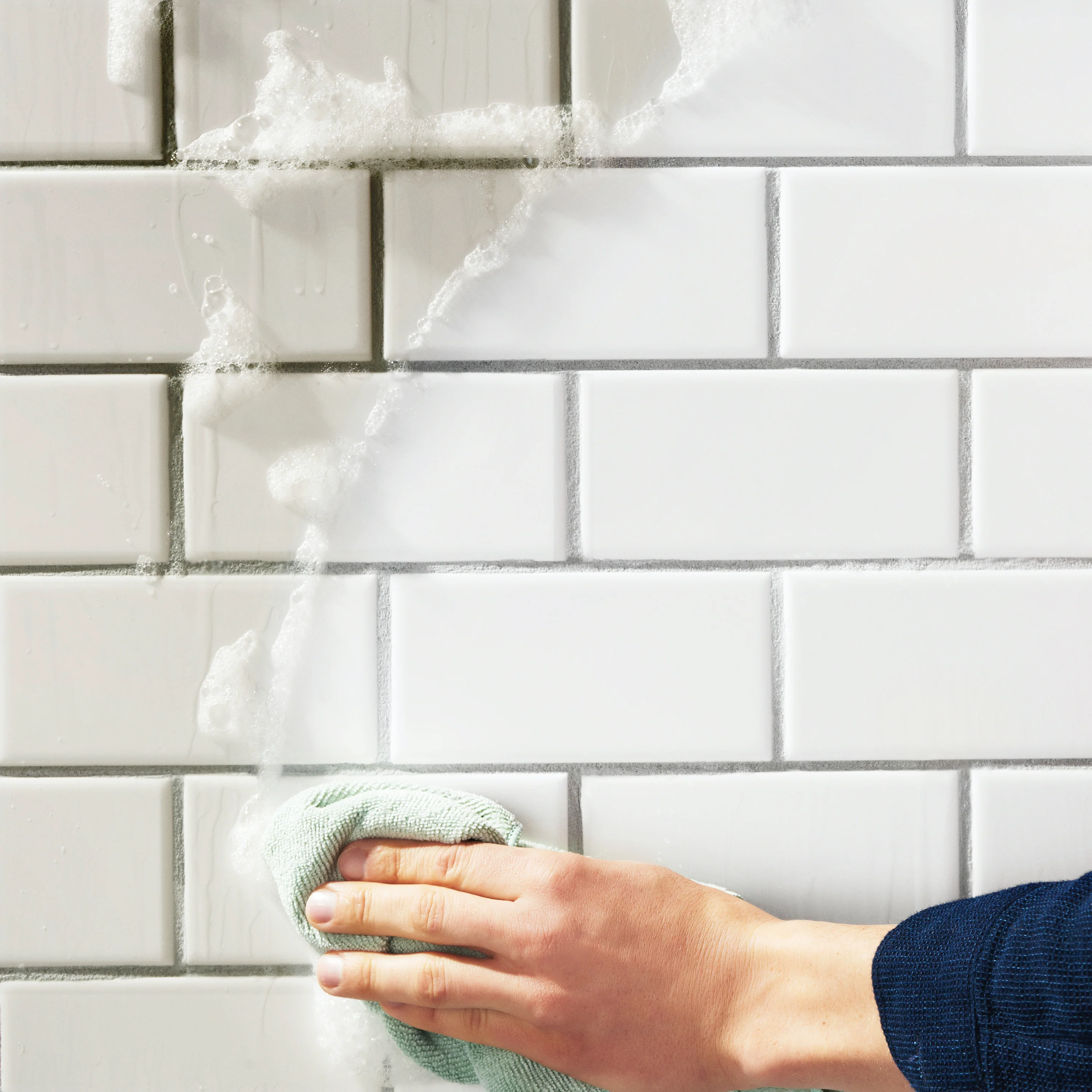 Tub & Tile Cleaner Concentrate - Image 25