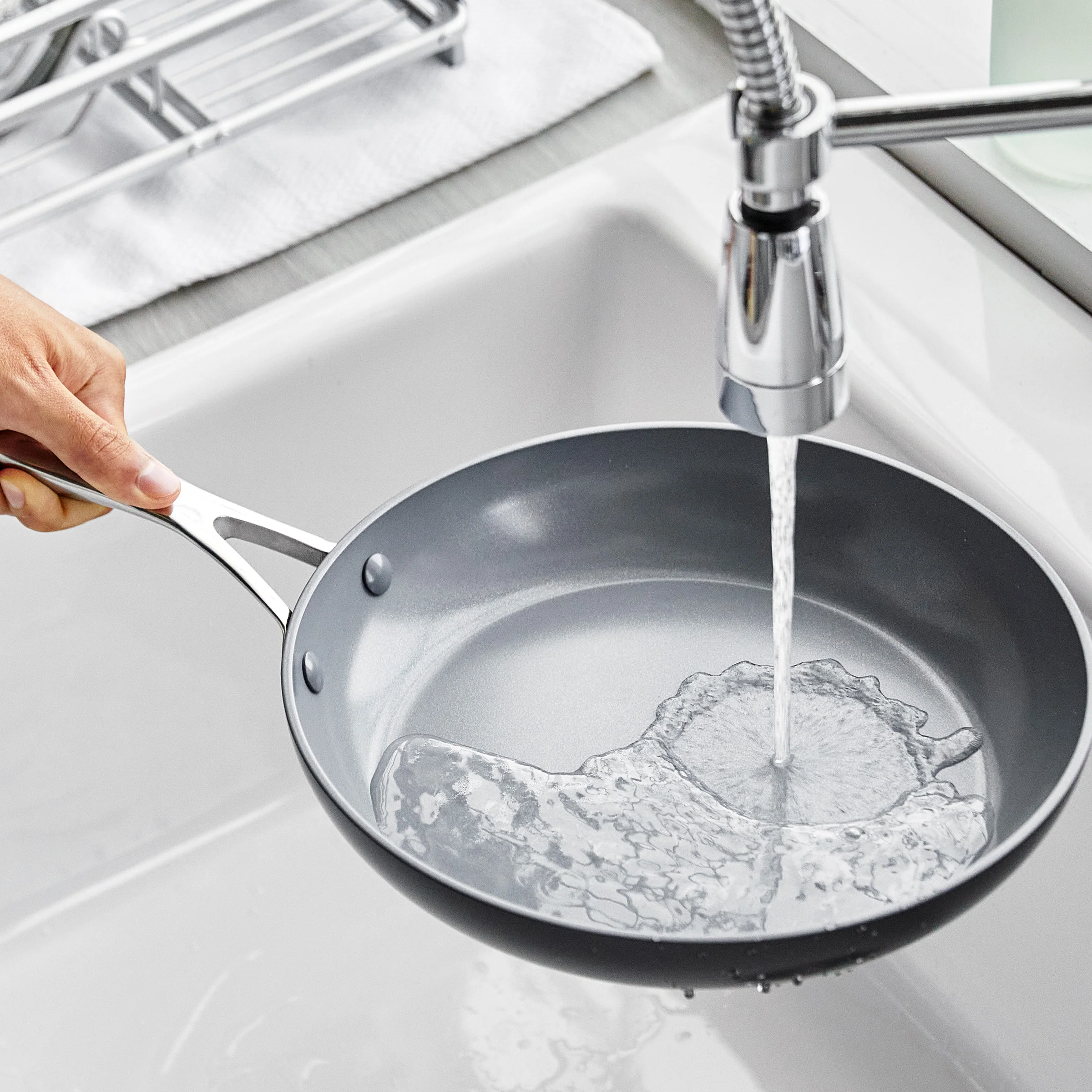 Valencia Pro Ceramic, Nonstick, Hard Anodized Fry Pan, 12" - Image 10